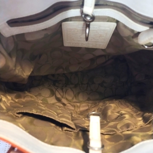 Coach  Salmon Bag Tote Bag, 1 Wristlet, 1 Wallet Wristlet - Picture 7 of 16